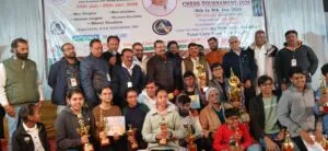 स्वर्गीय कश्मीरी लाल जी अरोरा स्मृति शतरंज प्रतियोगिता गंगानगर परिवार ने सैकड़ो बच्चों के भविष्य के द्वार खोल दिए हैं -श्री गुप्ता