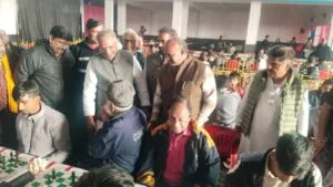 स्वर्गीय कश्मीरी लाल जी अरोरा स्मृति शतरंज प्रतियोगिता गंगानगर परिवार ने सैकड़ो बच्चों के भविष्य के द्वार खोल दिए हैं -श्री गुप्ता