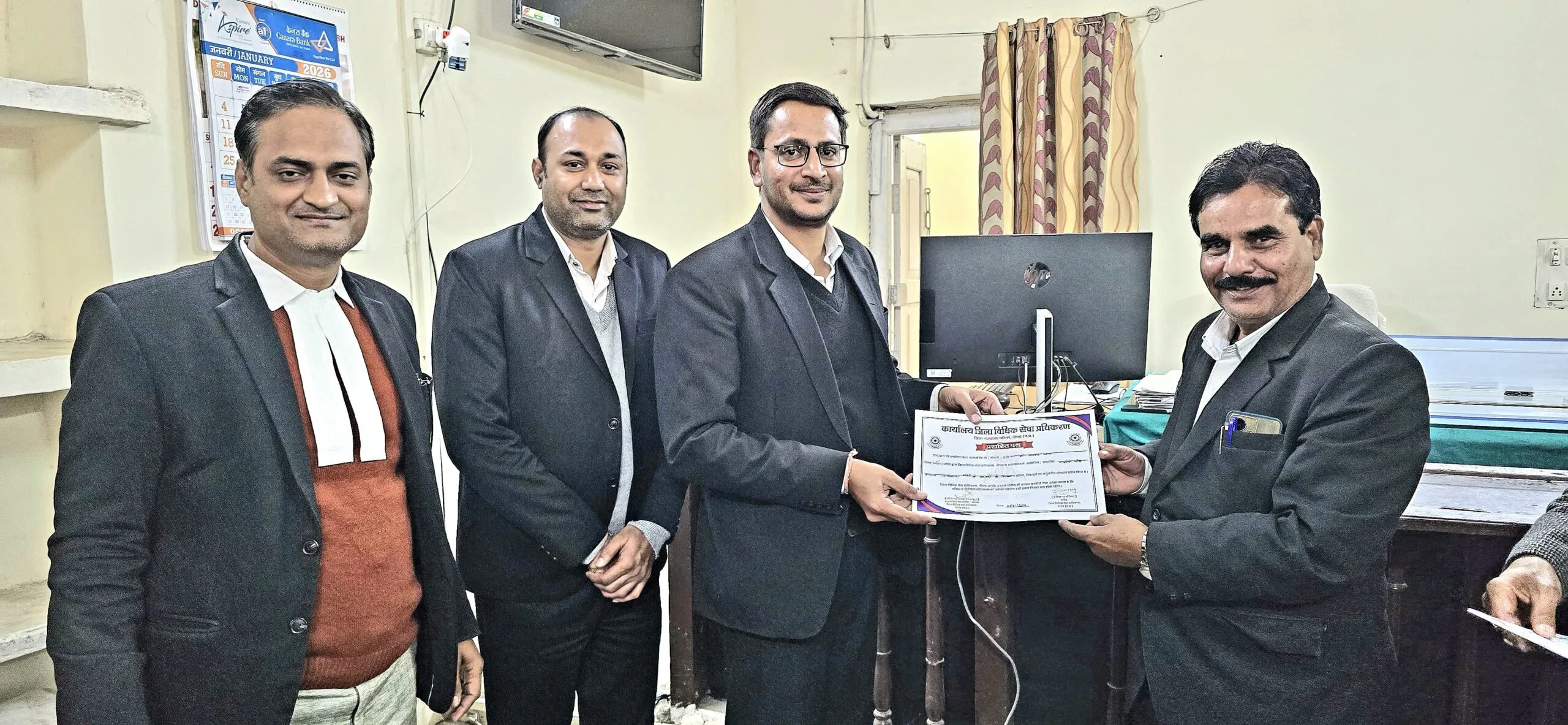 मनासा में विधिक सेवा प्राधिकरण द्वारा सम्मान समारोह आयोजित: रामपुरा निवासी अधिवक्ता अनवर खान उत्कृष्ट सेवाओं के लिए प्रशस्ति पत्र से सम्मानित