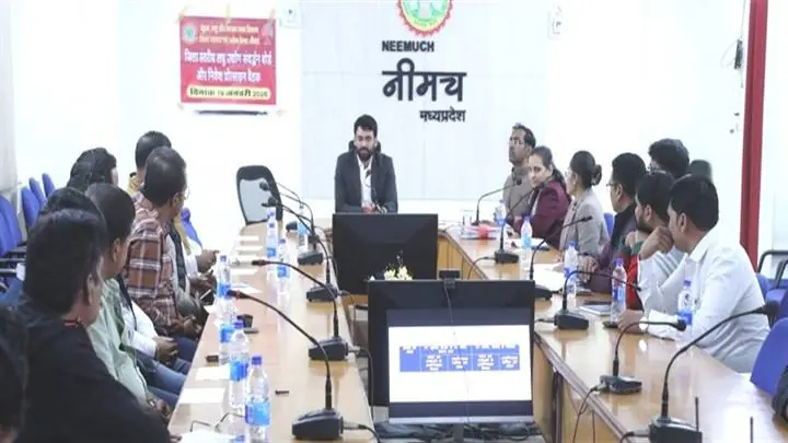 जिला स्तरीय लघु उद्योग संवर्धन बोर्ड बैठक: नव उद्योग स्थापना और निवेश प्रोत्साहन पर जोर, Good Encouragement 1