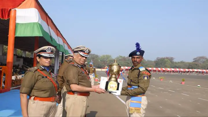 सी.आर.पी.एफ. के 167 नव नियुक्‍त सिपाहियों का दीक्षांत समारोह सम्‍पन्‍न