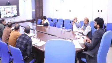 सभी बीएलओ नये मतदाताओं को फार्म -6 भरवाने में सहयोग करें श्री झा मुख्‍य निर्वाचन पदाधिकारी ने की मतदाता सूची के गहन पुनरीक्षण कार्य की समीक्षा