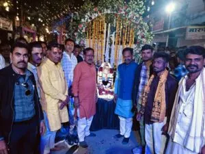 भूत भावन भूतेश्वर नाथ निकले शाही सवारी के साथ नगर भ्रमण पर* *विधि विधान से सम्पन्न हुआ शिव पार्वती का विवाह* *शाही सवारी मे भक्तों का उमड़ा जबरदस्त सैलाब* 8 भूत भावन भूतेश्वर नाथ निकले शाही सवारी के साथ नगर भ्रमण पर* *विधि विधान से सम्पन्न हुआ शिव पार्वती का विवाह* *शाही सवारी मे भक्तों का उमड़ा जबरदस्त सैलाब*