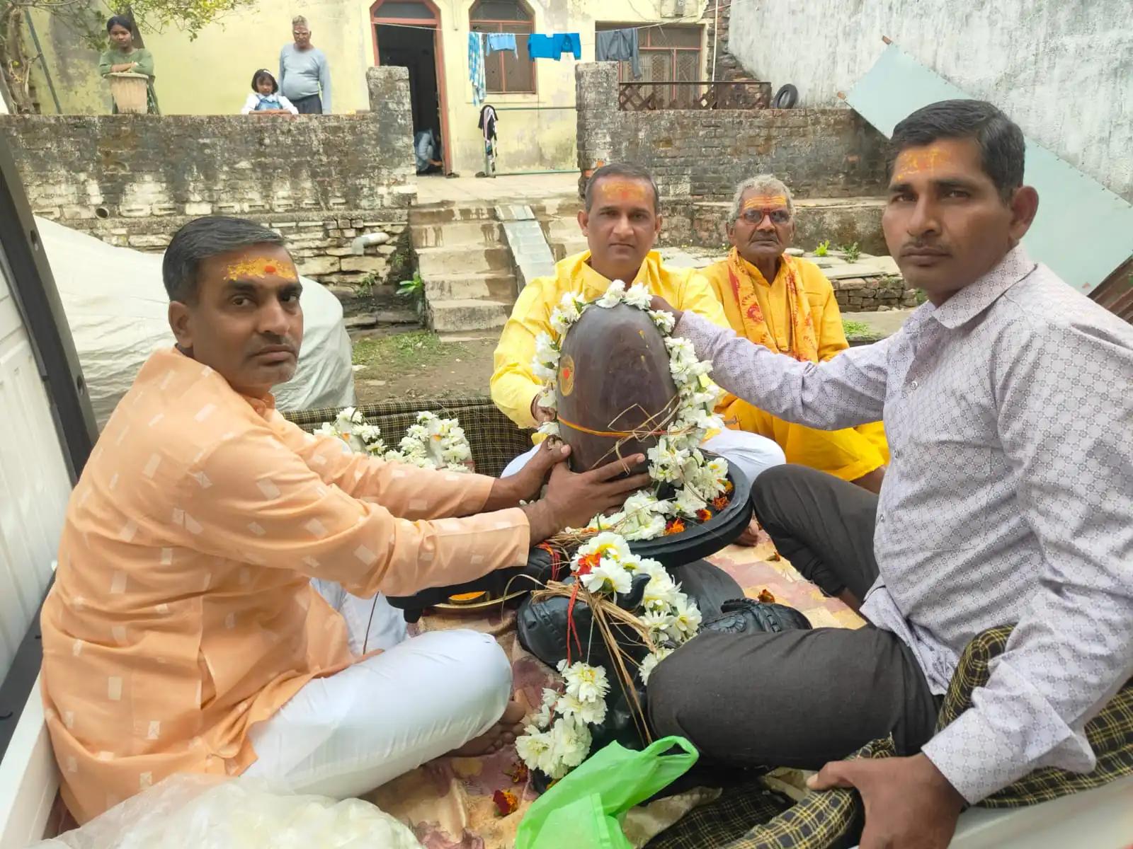 शिव धाम में शिव की स्थापना